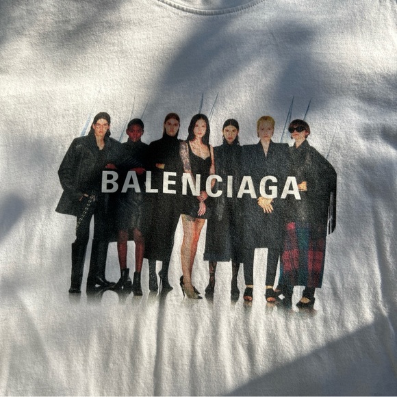 Balenciaga Family T Shirt Unisex M/L - Picture 2 of 8